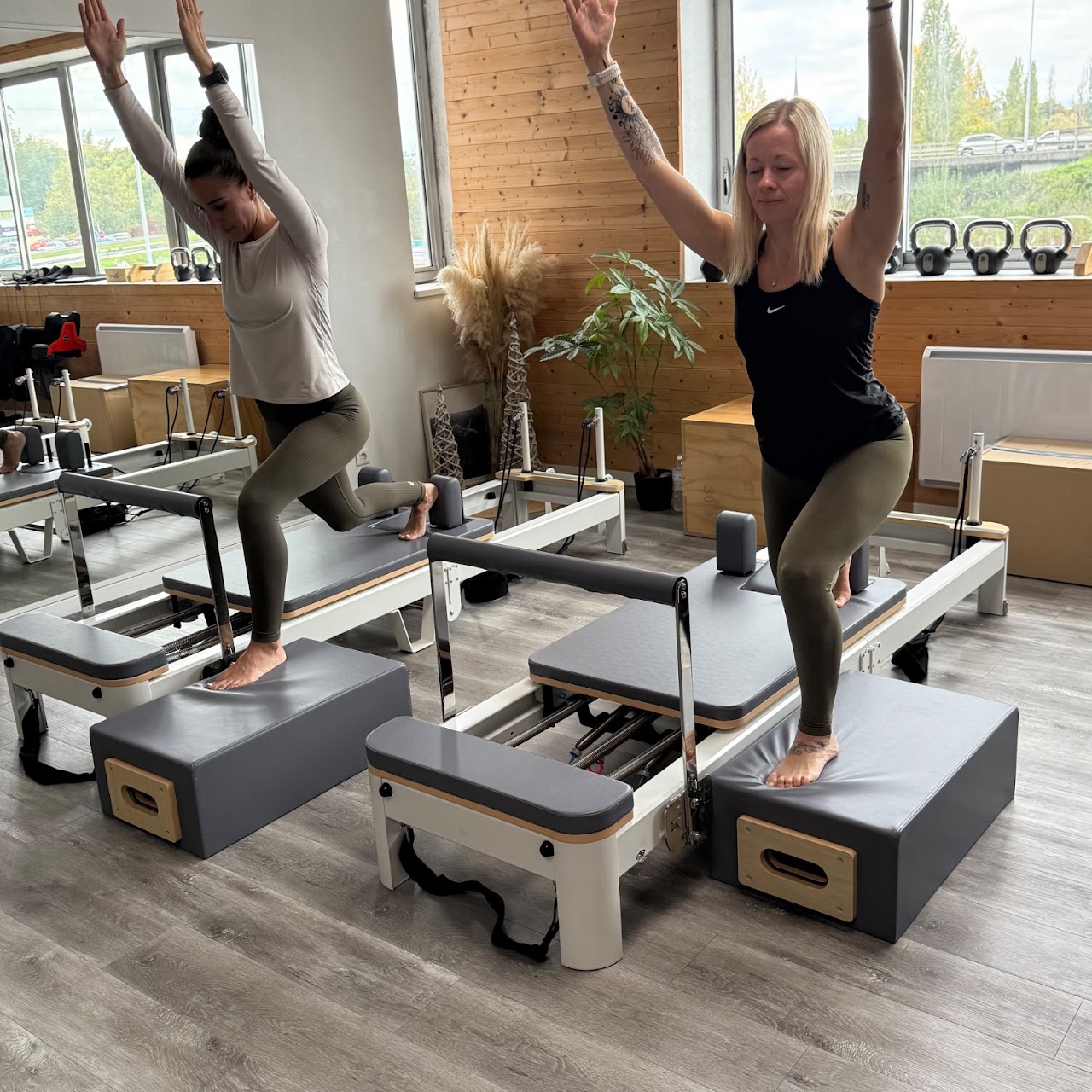 Pilates Reformer - Photo 3